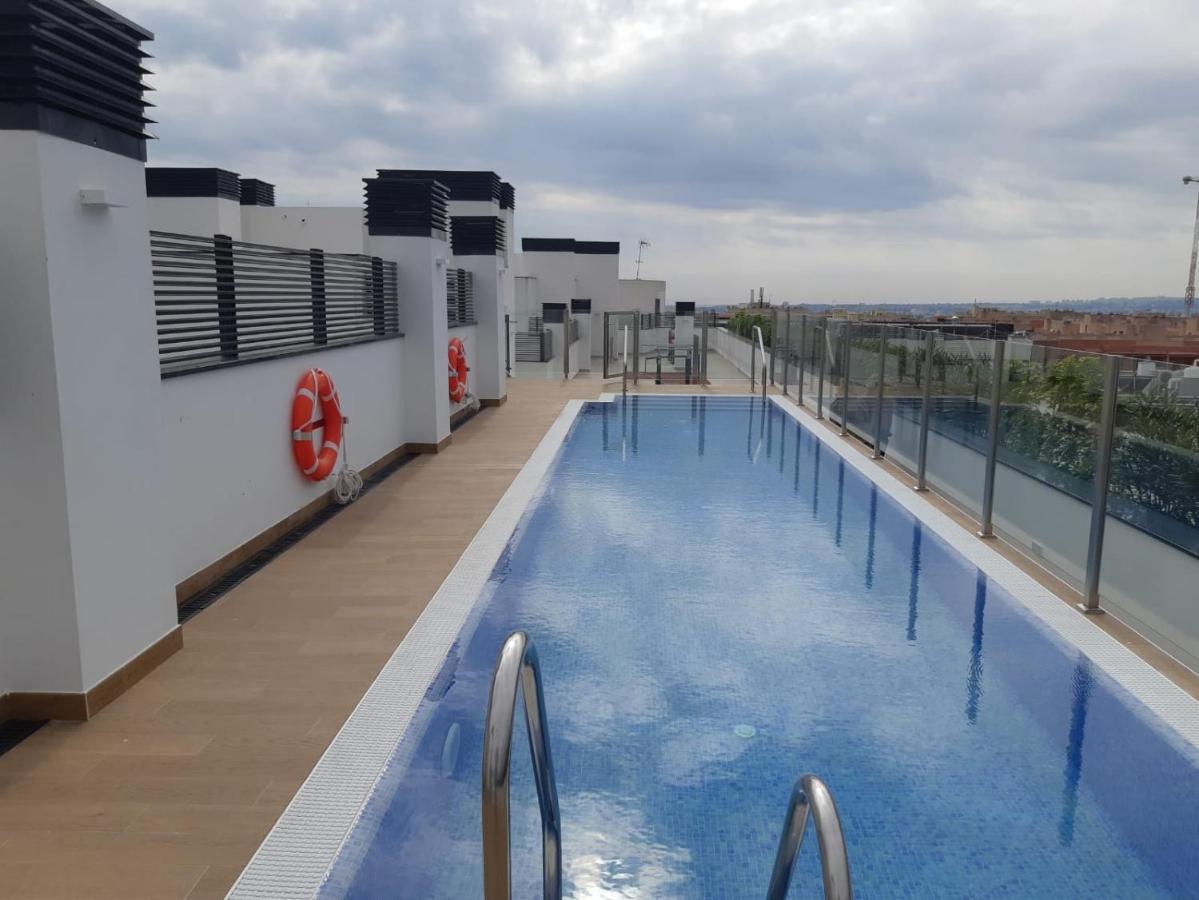Teatinos Suite Málaga Eksteriør billede