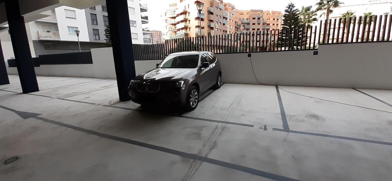 Teatinos Suite Málaga Eksteriør billede